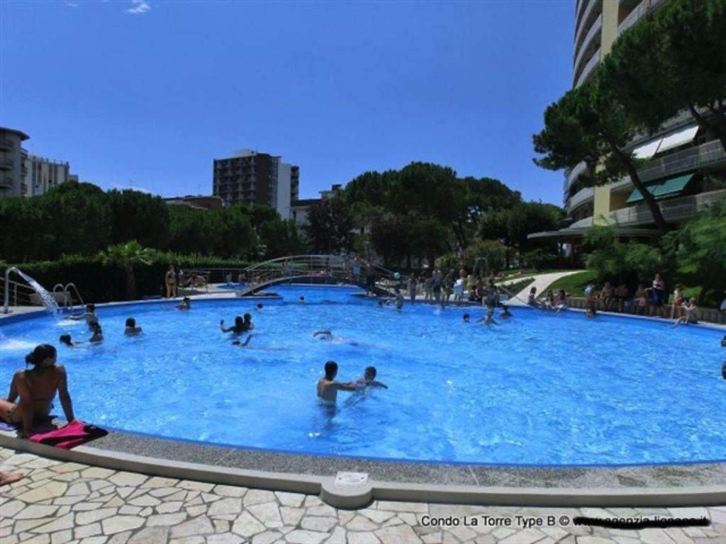 Lignano Sabbiadoro With Pool Apartment Luaran gambar